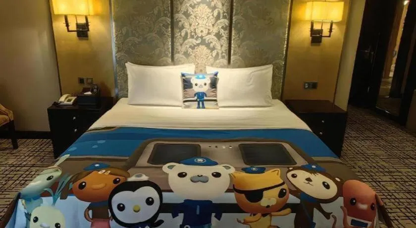 Bed in Green Westdon Hotel