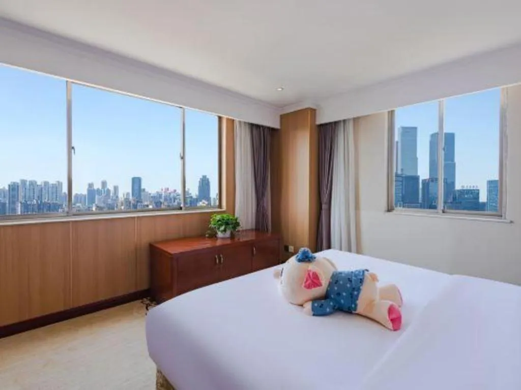 Bed in Chongqing River Romance Hotel