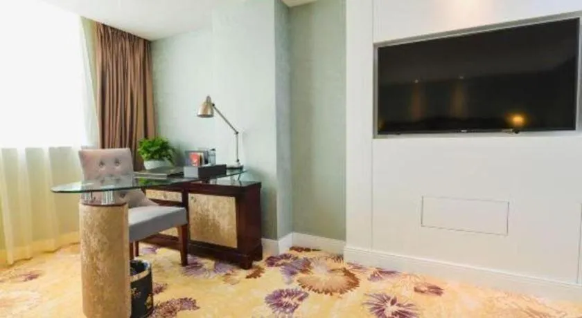 Chongqing River Romance Hotel