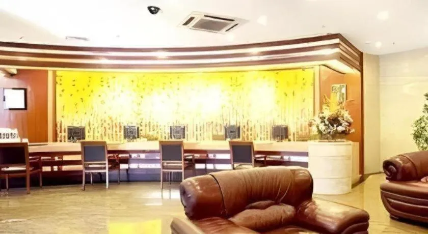 Chongqing River Romance Hotel