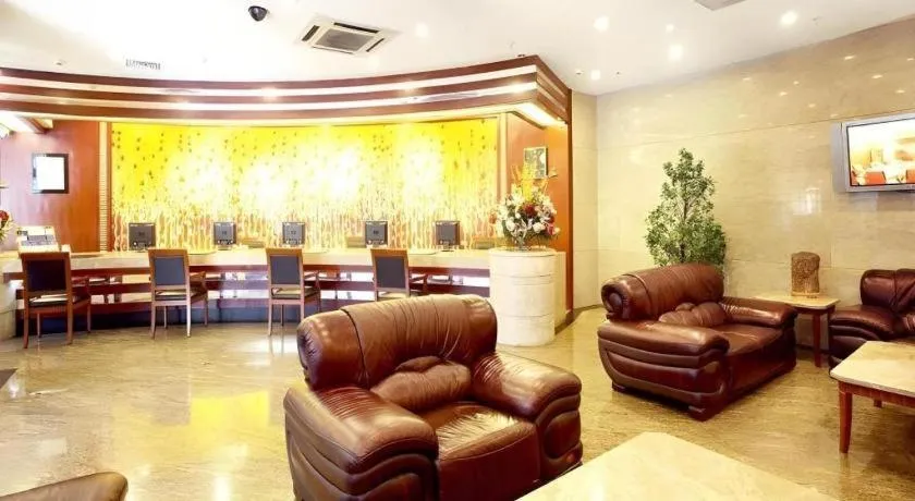 Chongqing River Romance Hotel