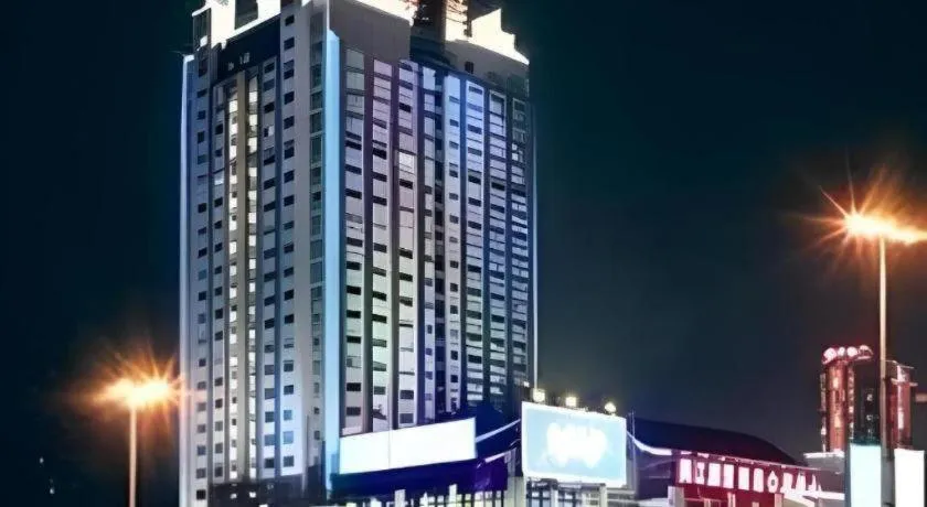 Chongqing River Romance Hotel
