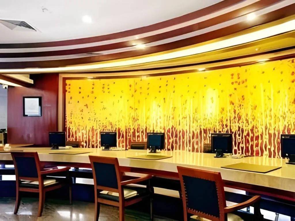 Chongqing River Romance Hotel