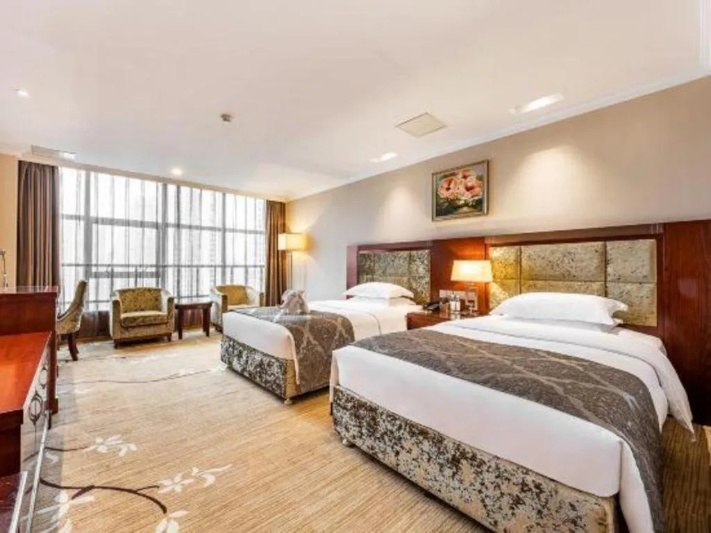 Bed in Chongqing River Romance Hotel