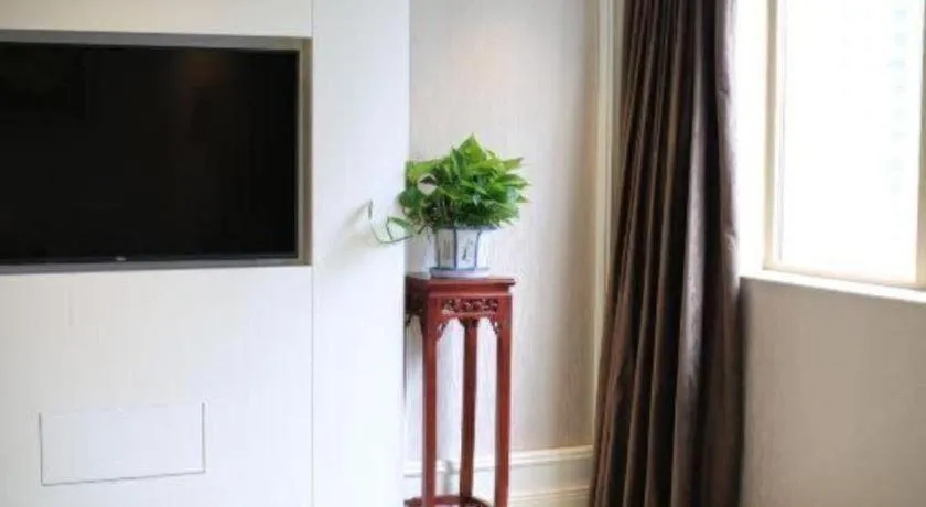 Chongqing River Romance Hotel