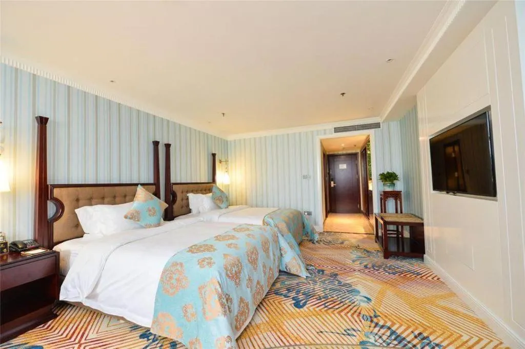 Bed in Chongqing River Romance Hotel