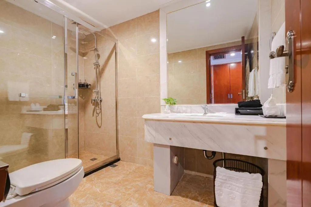 Chongqing River Romance Hotel