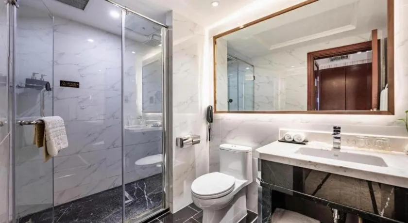 Chongqing River Romance Hotel