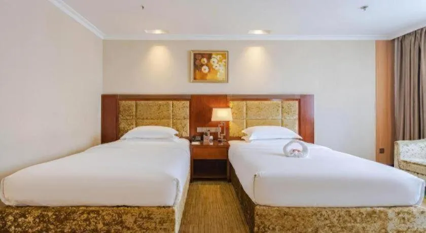 Bed in Chongqing River Romance Hotel