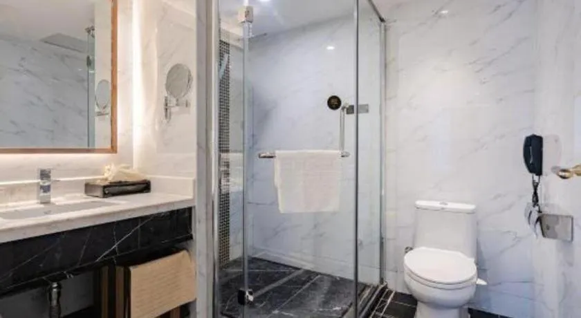 Chongqing River Romance Hotel