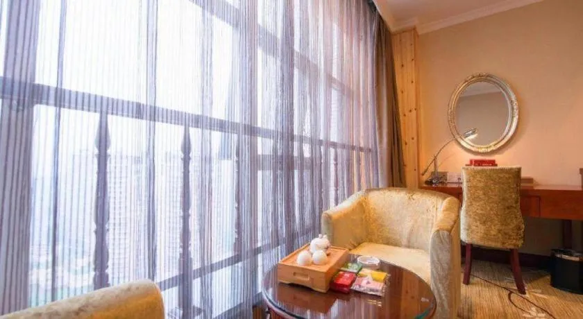 Chongqing River Romance Hotel