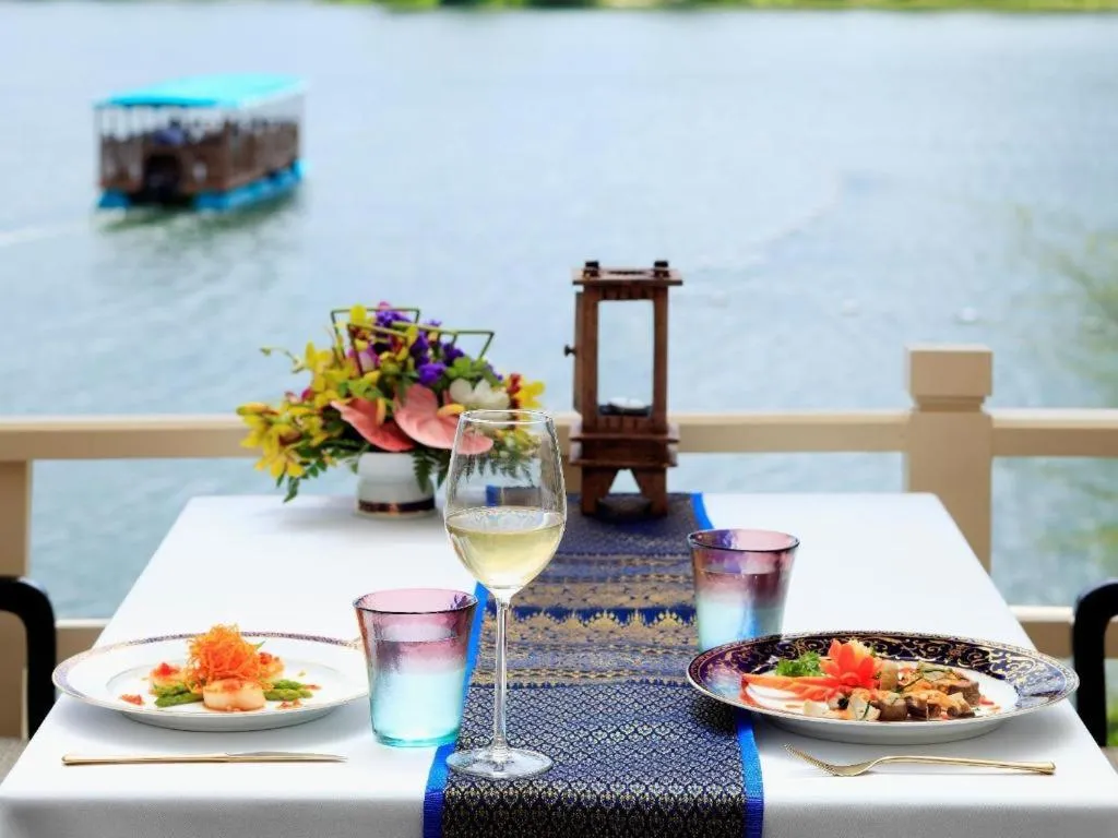 Dusit Thani Laguna Pool Villa