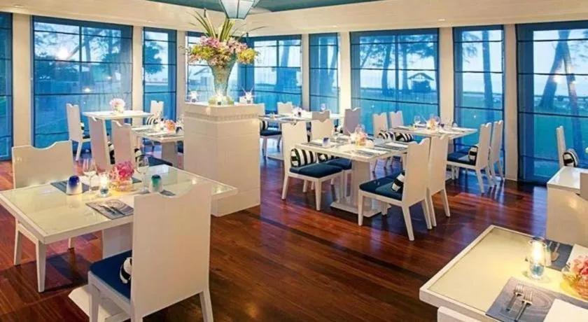 Dusit Thani Laguna Pool Villa