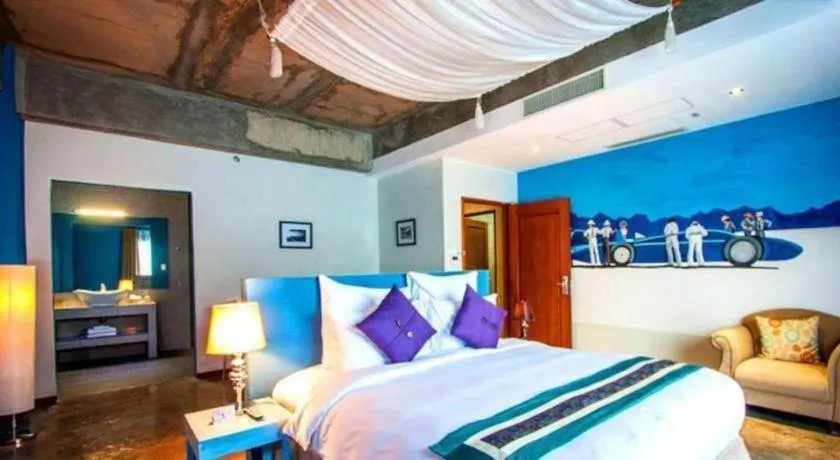 The Henry Hotel Cebu - Multi-use Hotel