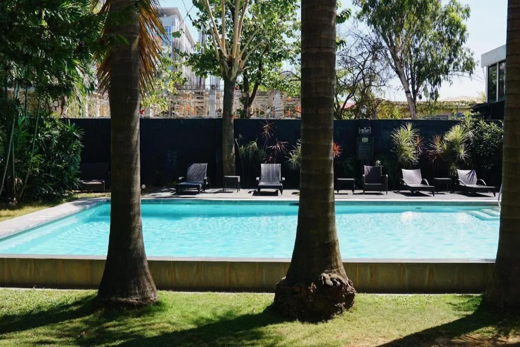 The Henry Hotel Cebu - Multi-use Hotel