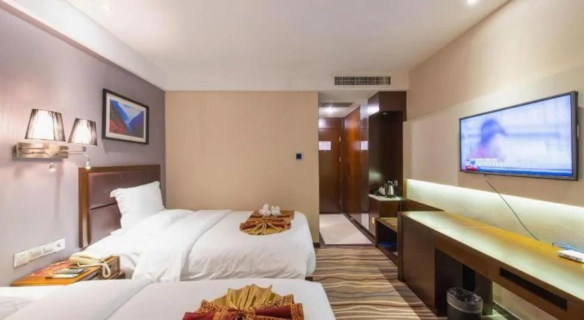Bed in Yichang Three Gorges Project Hotel