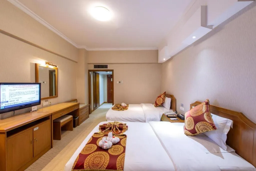 Bed in Yichang Three Gorges Project Hotel