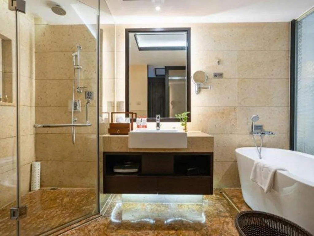 Fuyang International Trade Centre Hotel