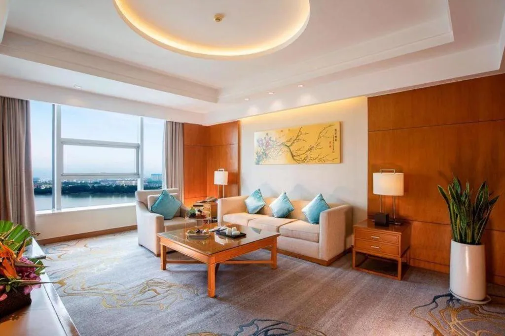 Bed in Fuyang International Trade Centre Hotel