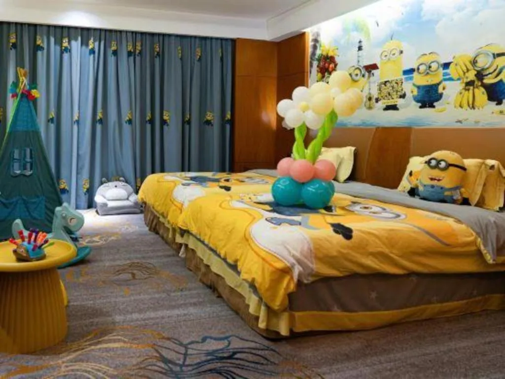 Bed in Fuyang International Trade Centre Hotel