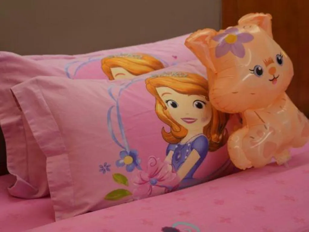 Bed in Fuyang International Trade Centre Hotel