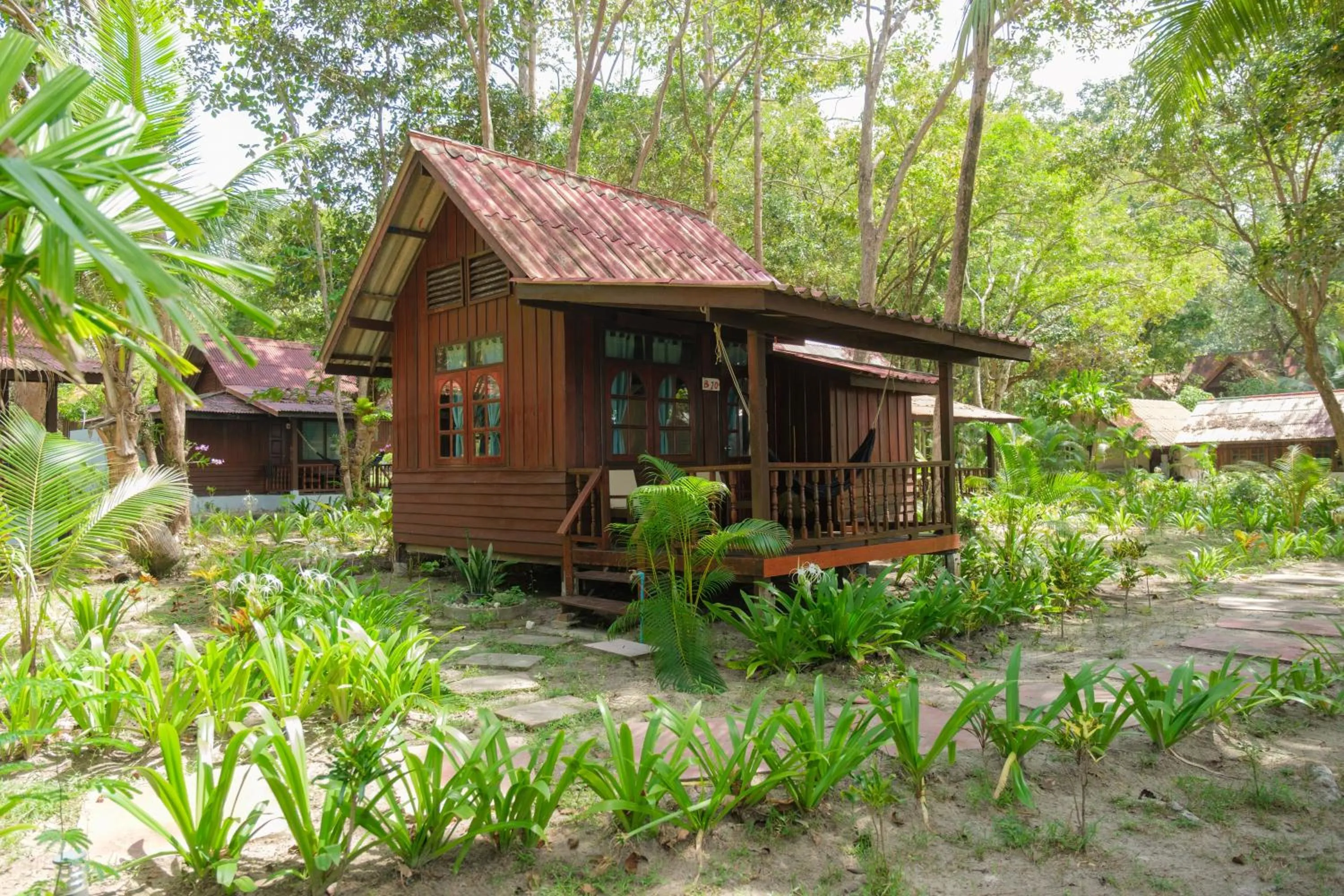 Property building in JOY Bungalow Resort and Restaurant