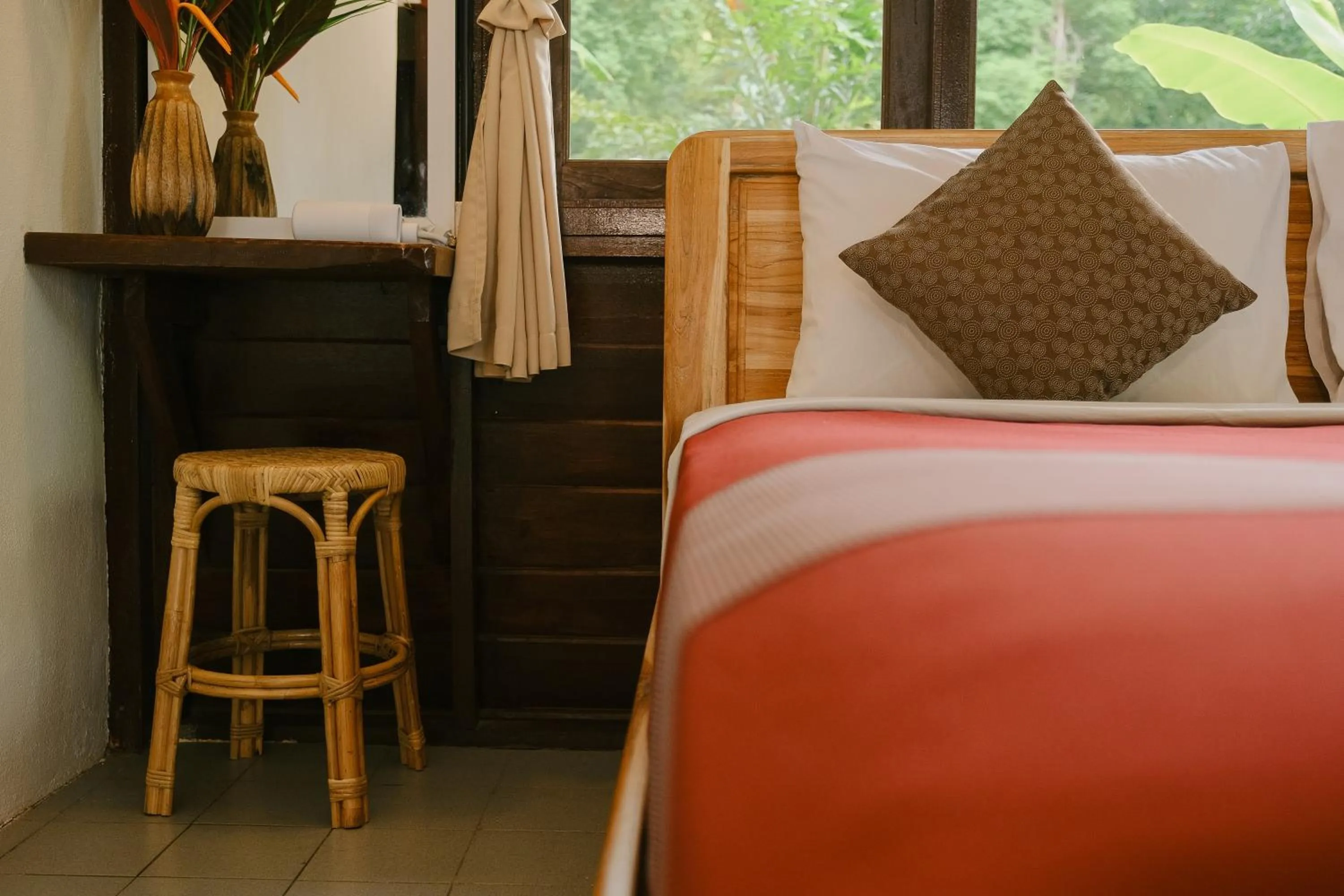 Bed in JOY Bungalow Resort and Restaurant