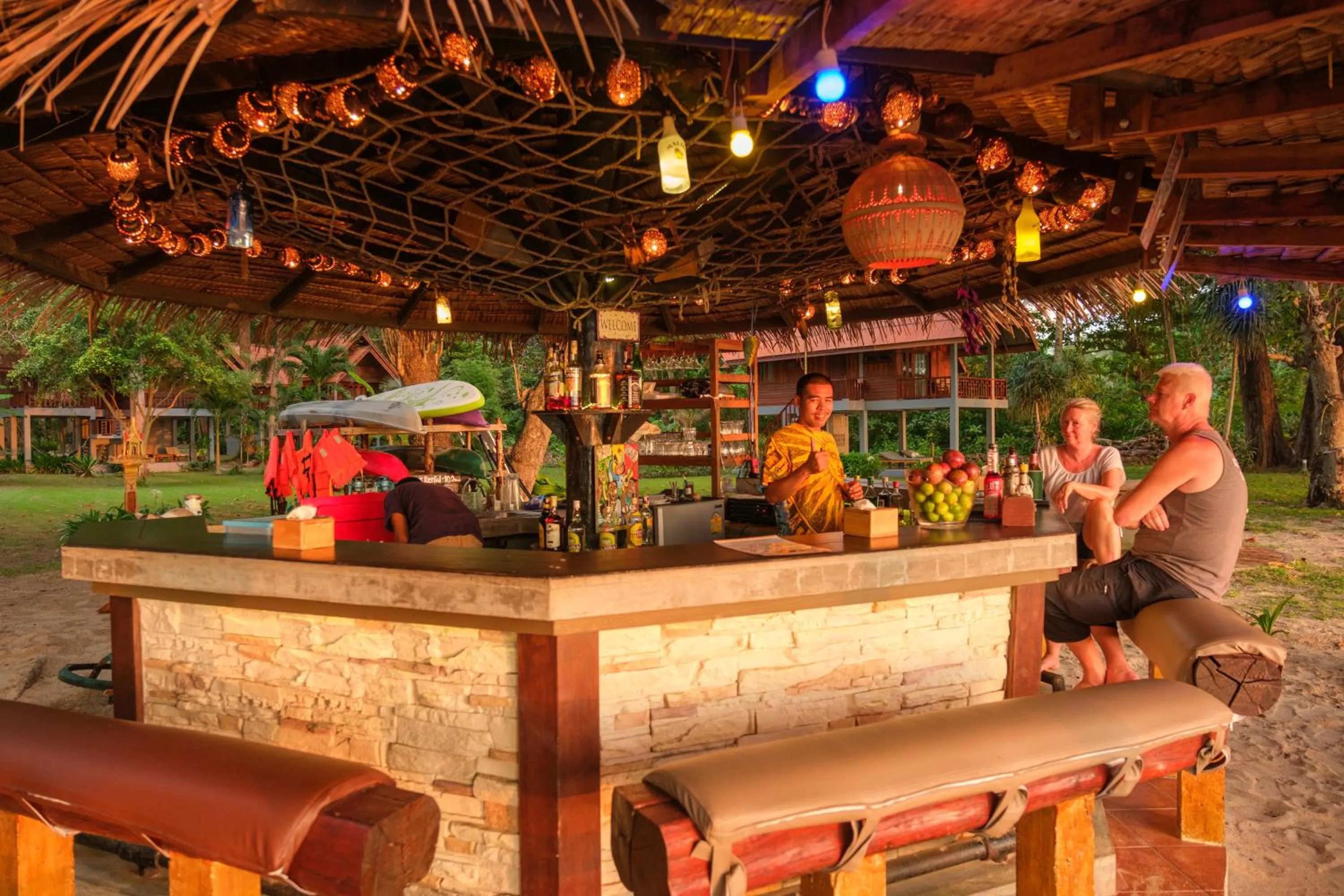 Lounge or bar in JOY Bungalow Resort and Restaurant
