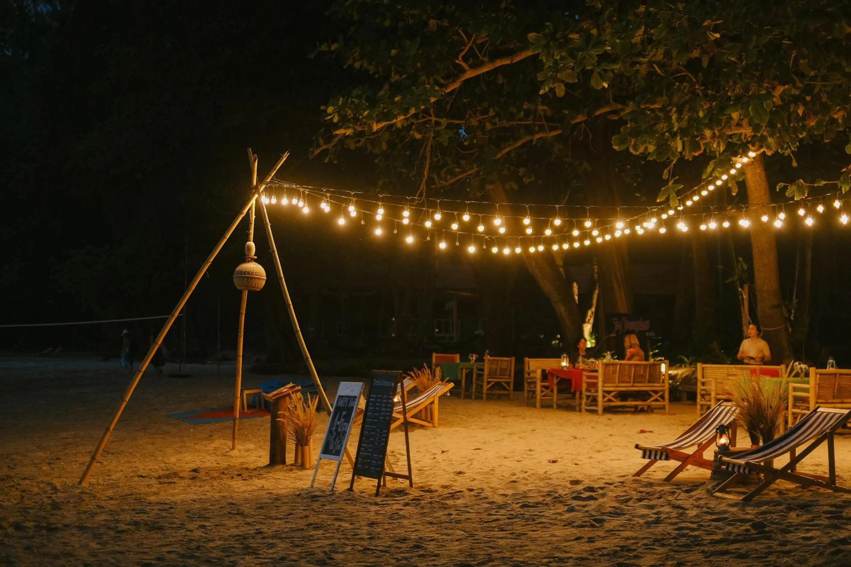 Restaurant/places to eat in JOY Bungalow Resort and Restaurant