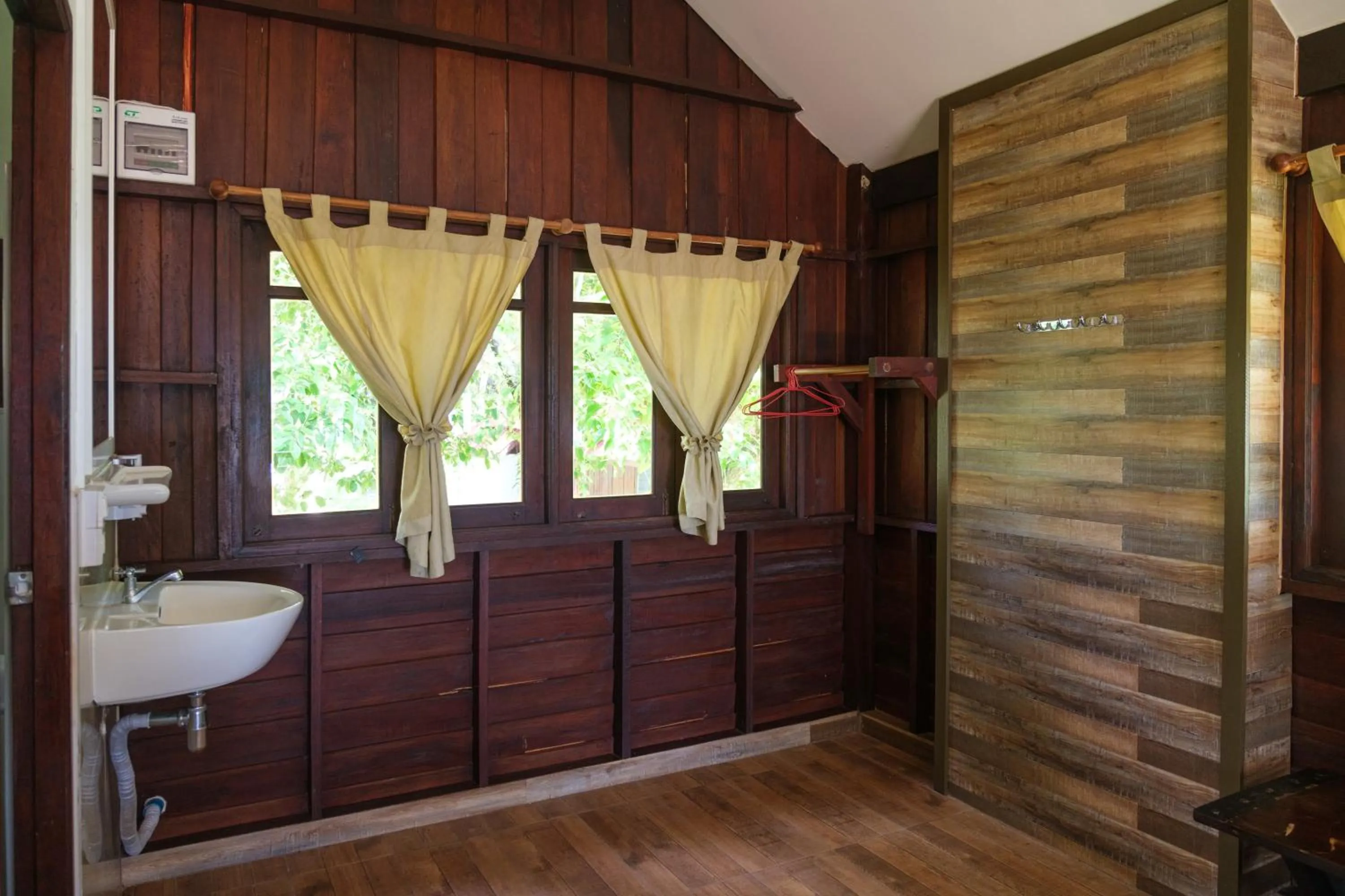 Area and facilities in JOY Bungalow Resort and Restaurant