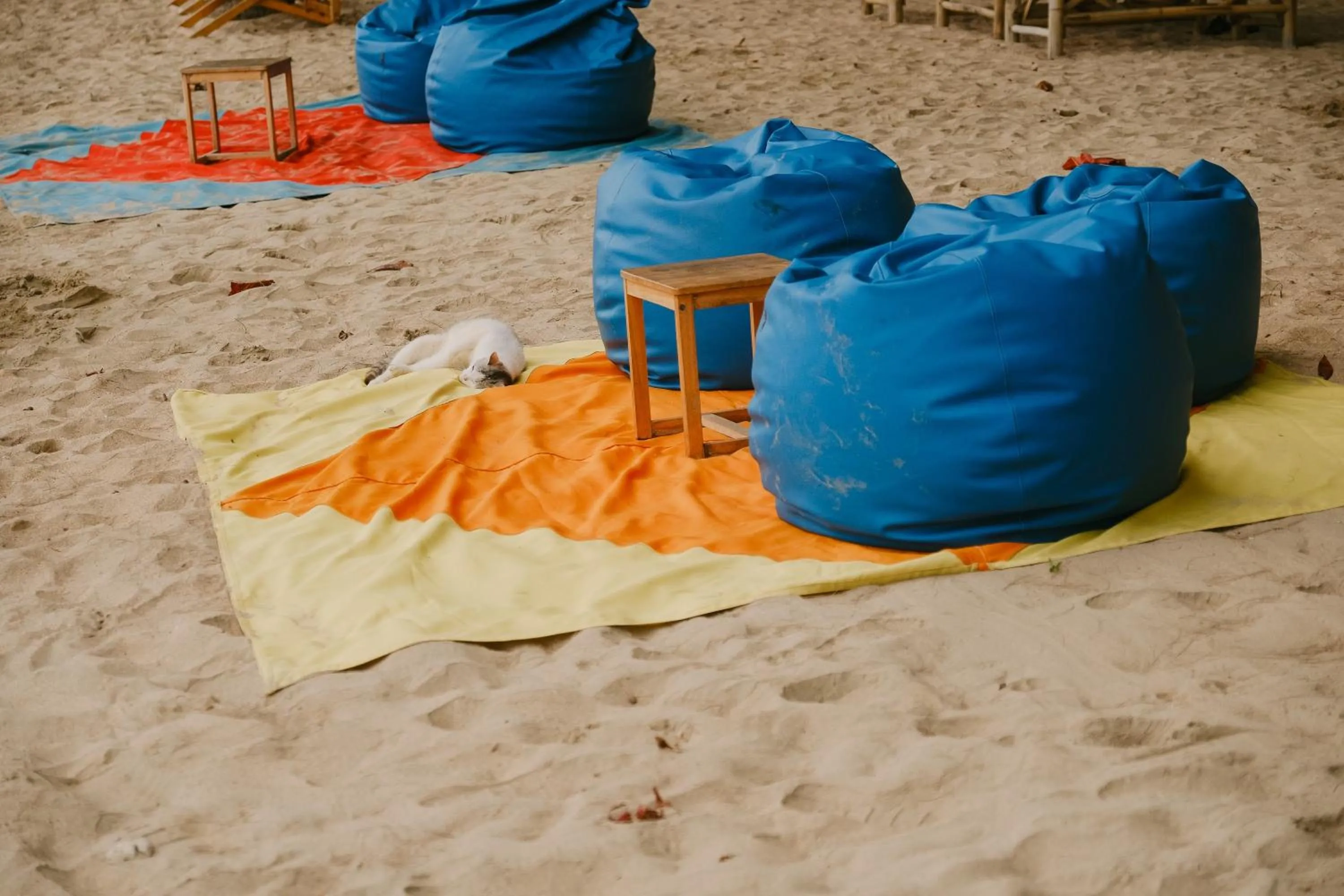 JOY Bungalow Resort and Restaurant