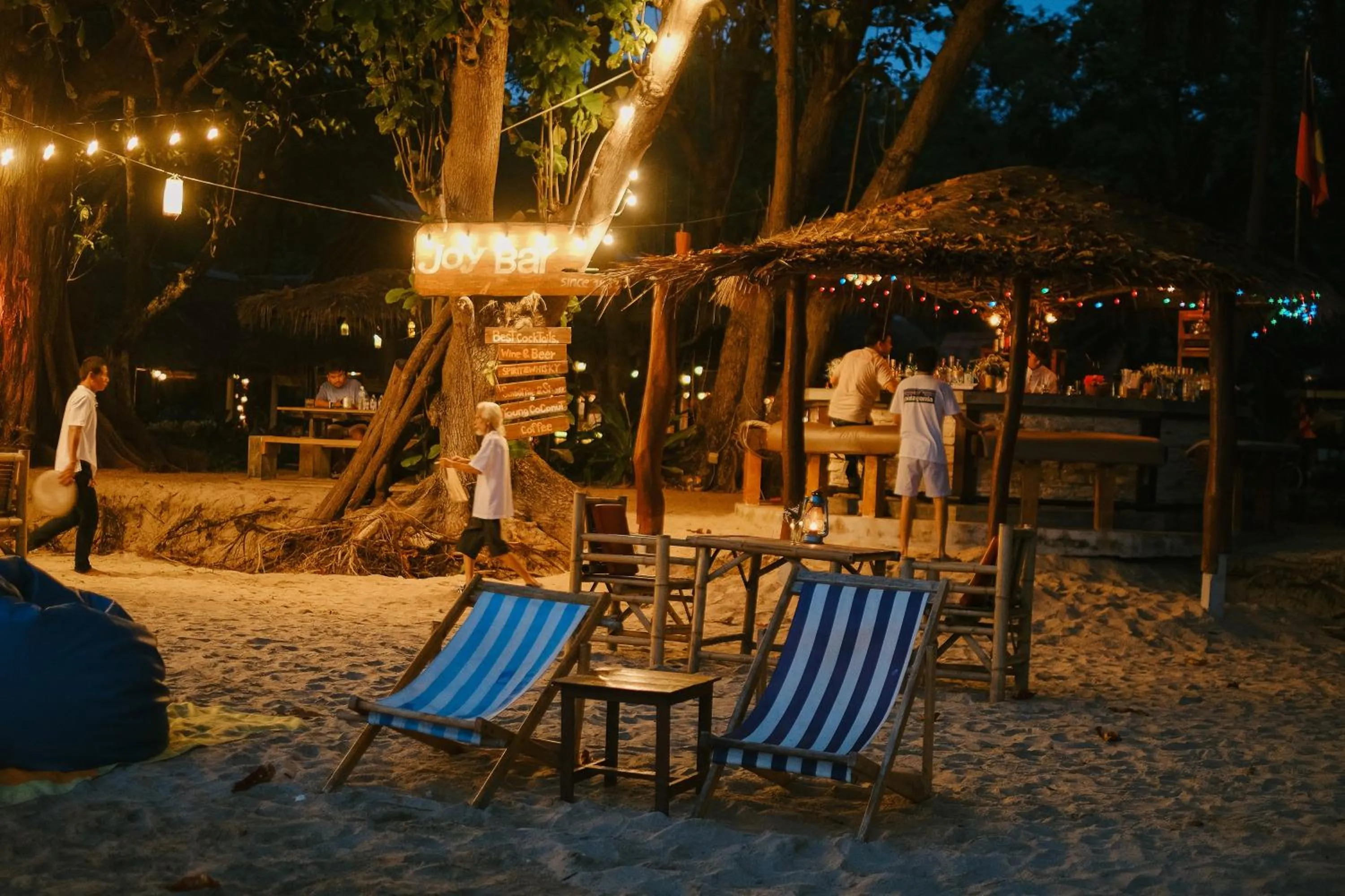 JOY Bungalow Resort and Restaurant