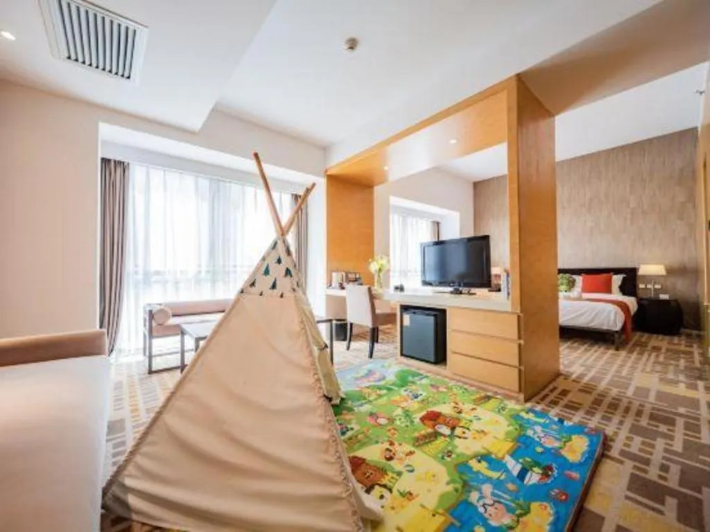 Bed in Xian Hotel New