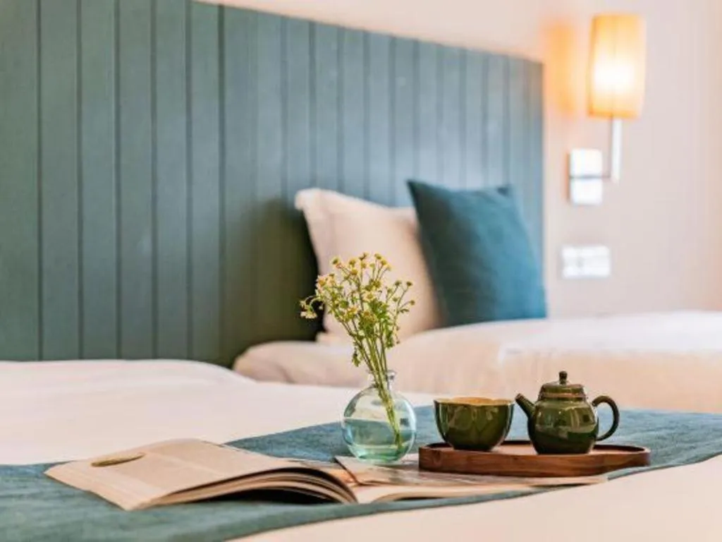 Bed in Xian Hotel New