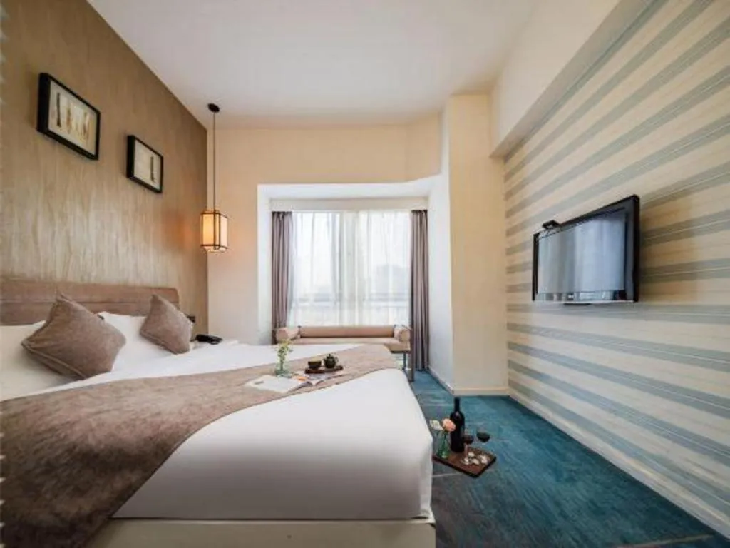 Bed in Xian Hotel New