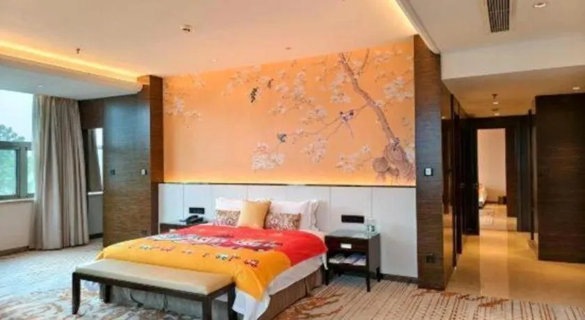 Bed in Nanjing Lakehome Hotels and Resorts