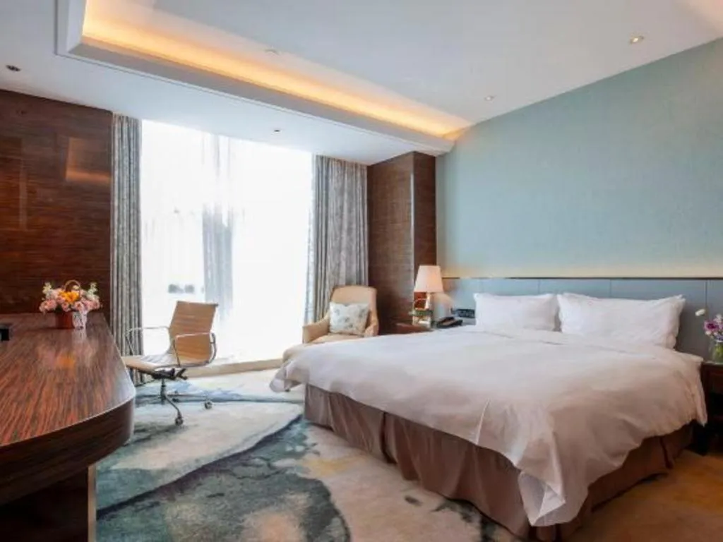 Bed in Nanjing Lakehome Hotels and Resorts