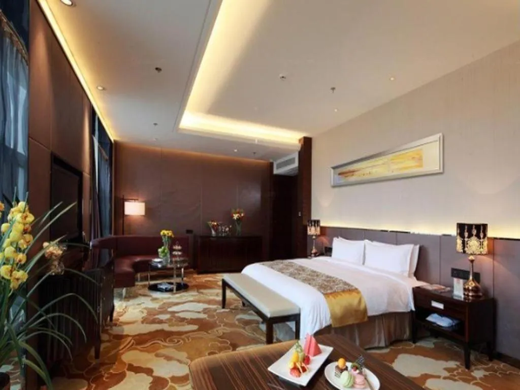 Bed in Nanjing Lakehome Hotels and Resorts