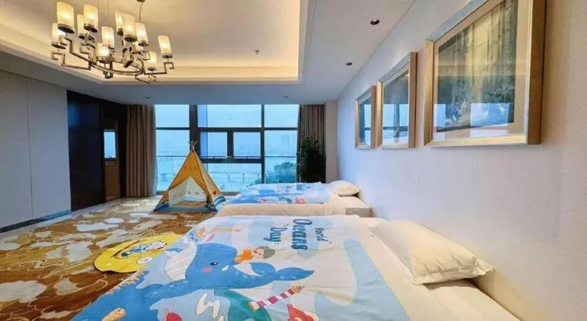 Bed in Nanjing Lakehome Hotels and Resorts