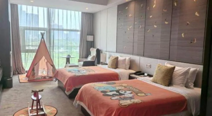 Bed in Nanjing Lakehome Hotels and Resorts