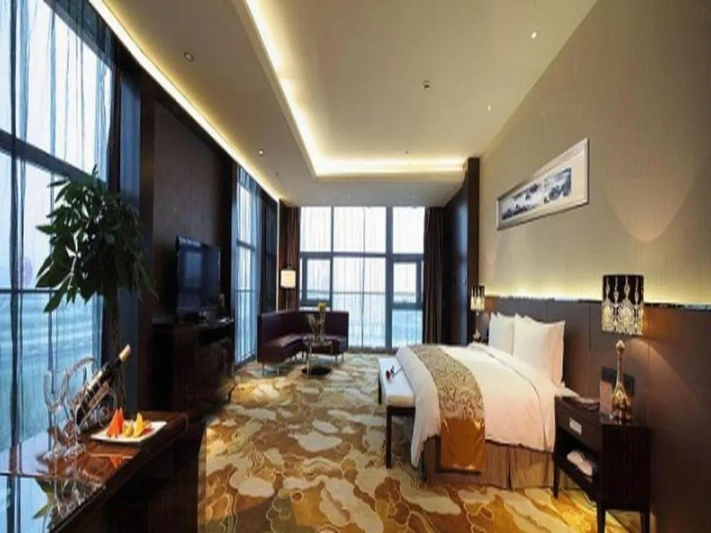 Bed in Nanjing Lakehome Hotels and Resorts