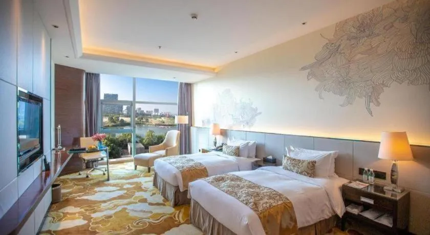 Bed in Nanjing Lakehome Hotels and Resorts