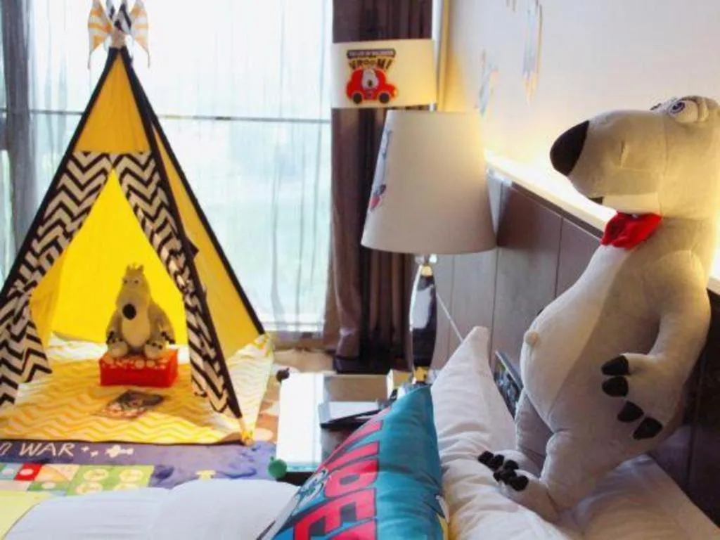 Bed in Nanjing Lakehome Hotels and Resorts