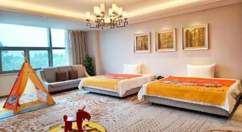 Bed in Nanjing Lakehome Hotels and Resorts