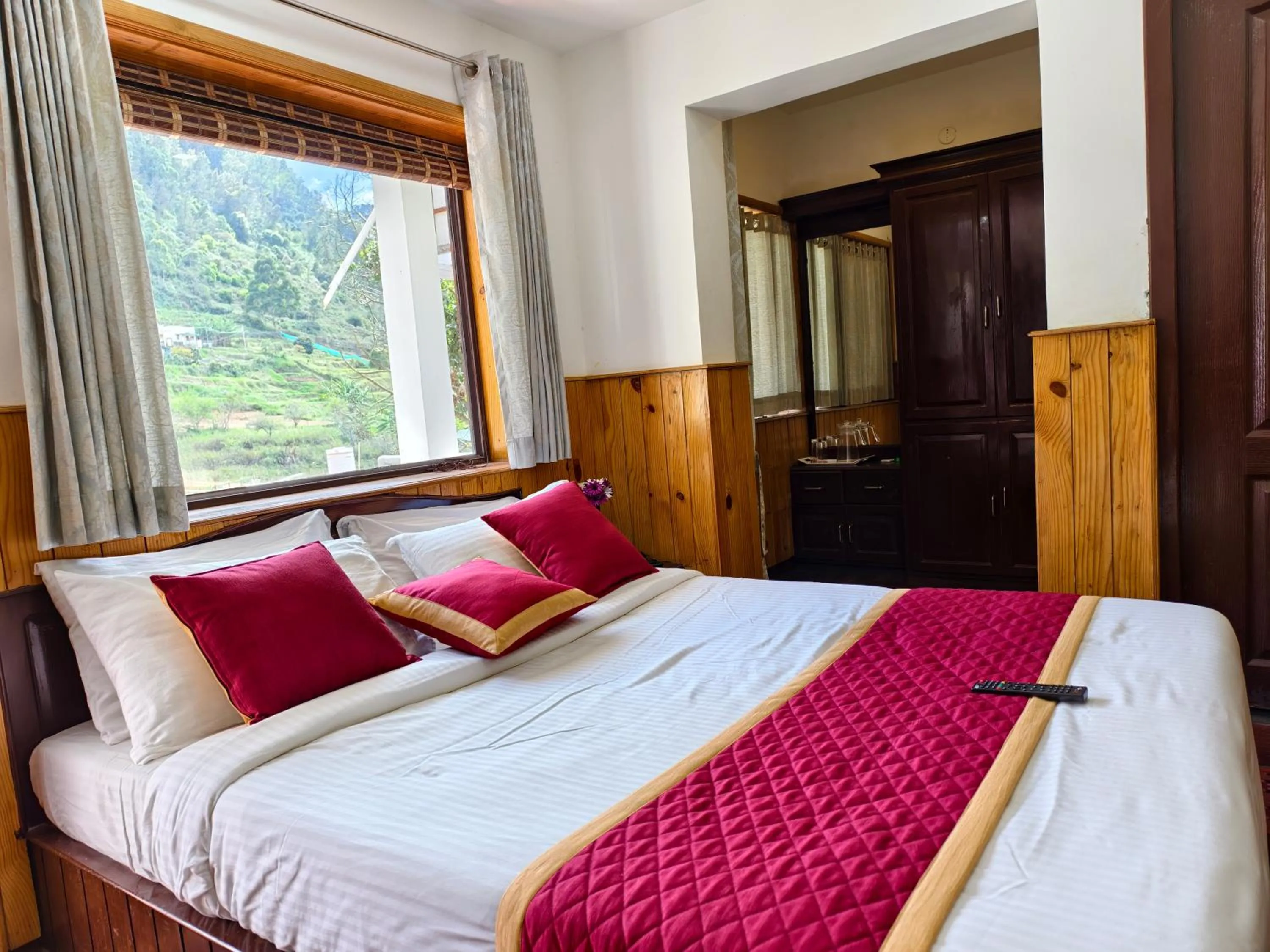 Bed in Tree Elanza, Unit of Santhi Ayurvedic Resort