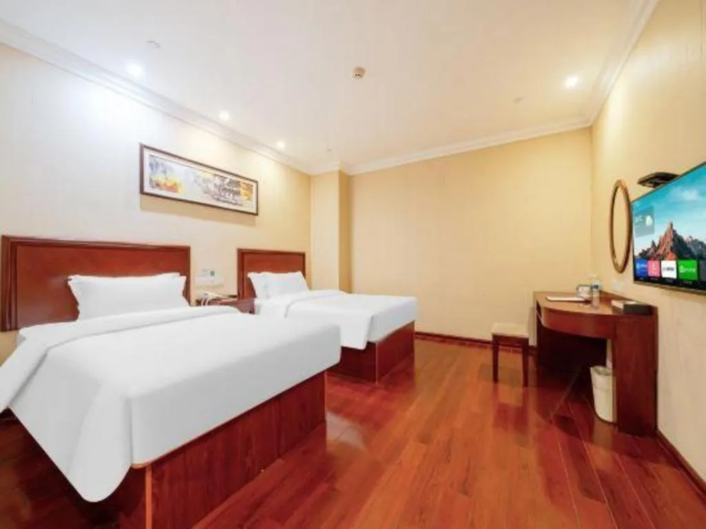 Bed in GreenTree Inn Suzhou Dongxing Road Xinye Square Express Hotel