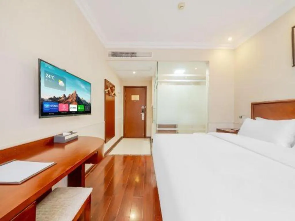 Bed in GreenTree Inn Suzhou Dongxing Road Xinye Square Express Hotel