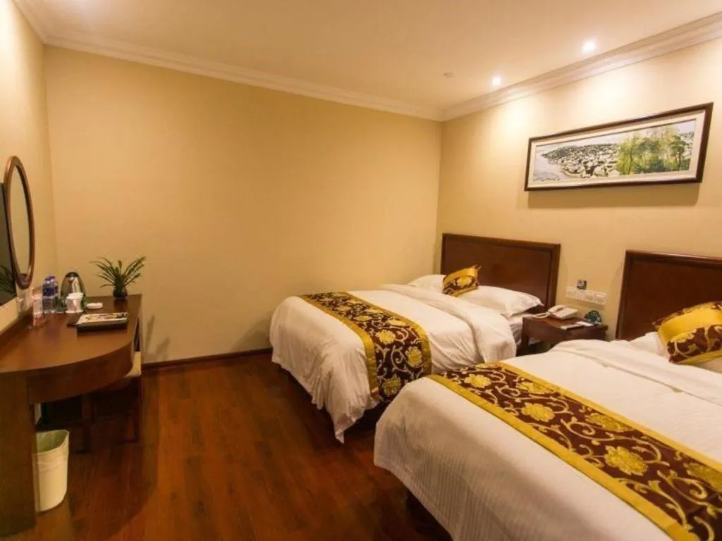 Bed in GreenTree Inn Suzhou Dongxing Road Xinye Square Express Hotel