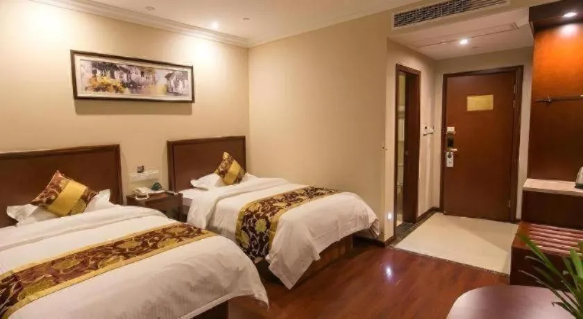 Bed in GreenTree Inn Suzhou Dongxing Road Xinye Square Express Hotel