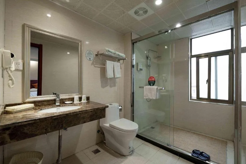 GreenTree Inn ChiZhou QinGYAng Miaoqian Road Rongxing Building Business Hotel